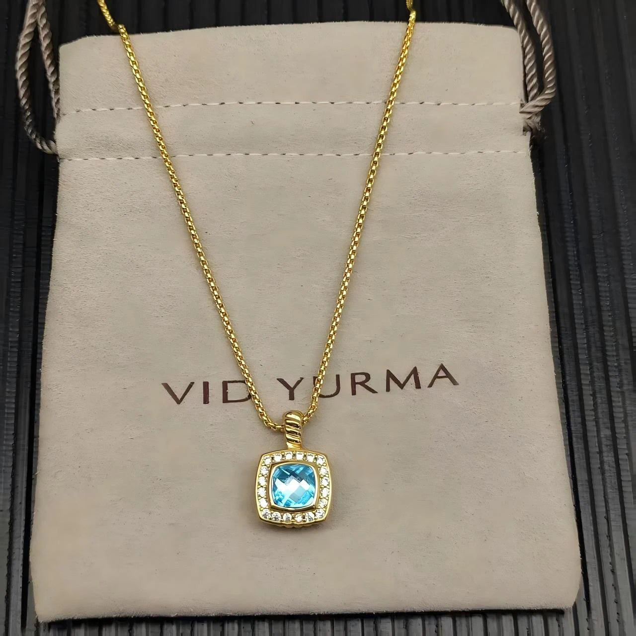Necklace and Earrings Set With Zircon Square Pendant
